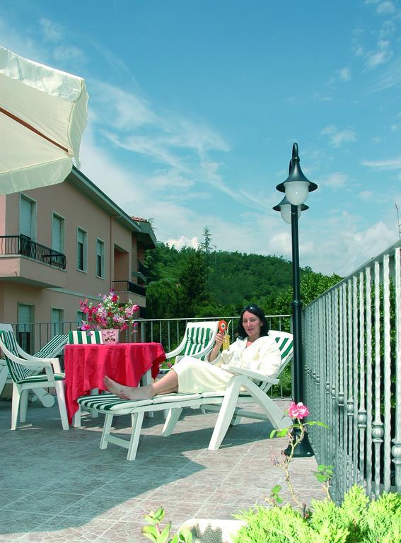 Hotel Vittoria Chianciano Terme Exterior foto
